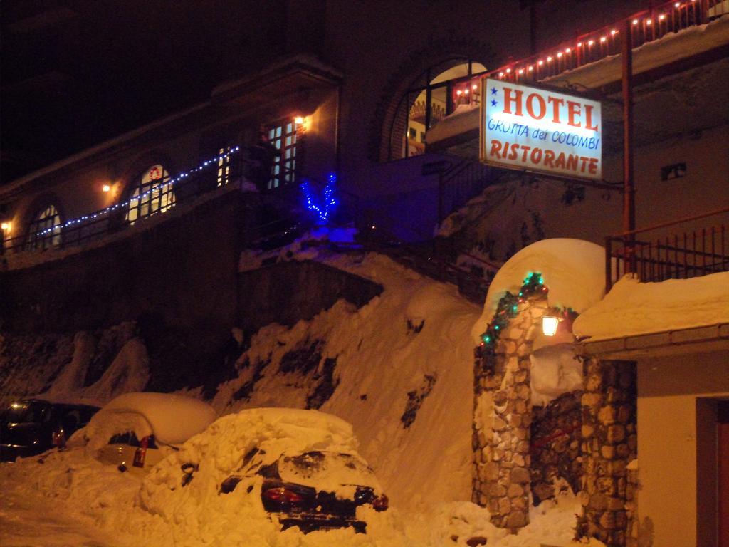 Grotta Dei Colombi Hotel Scanno Luaran gambar