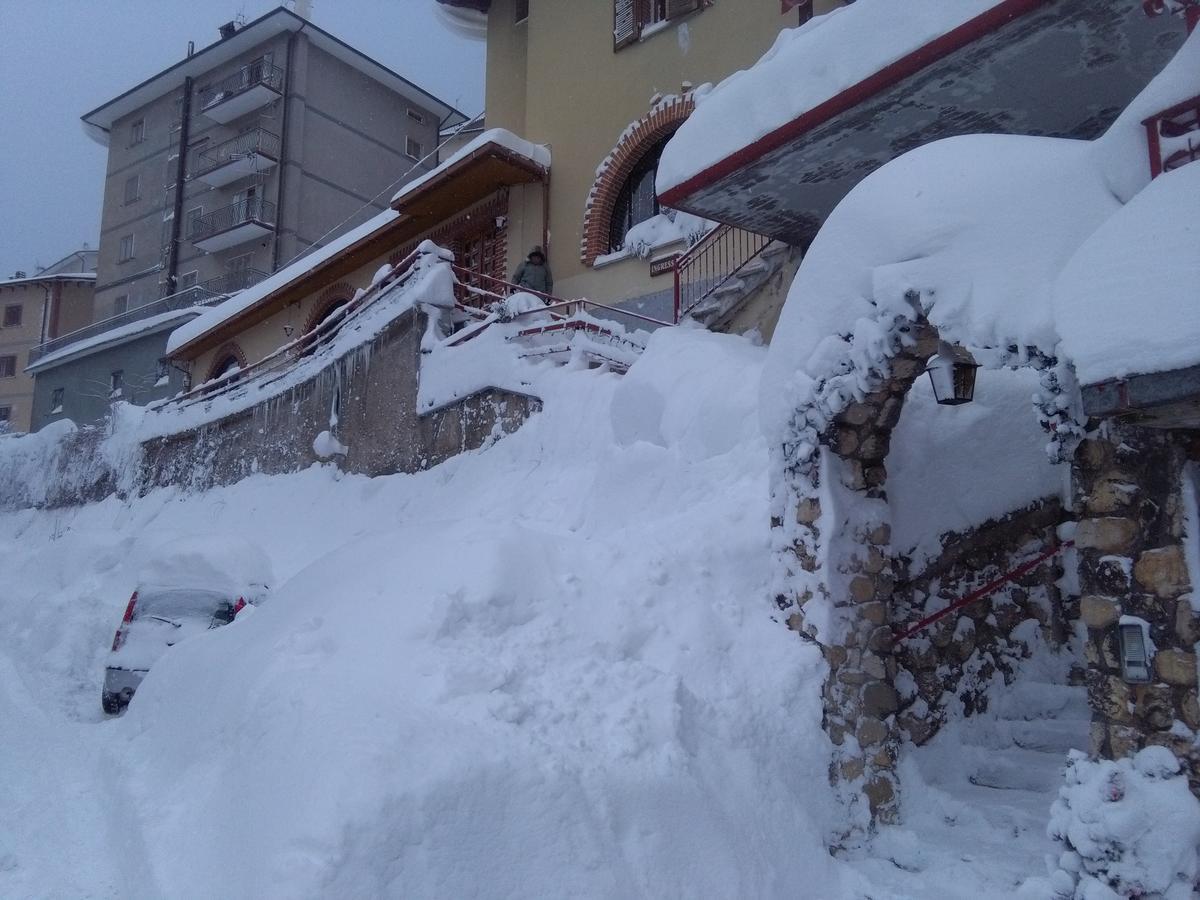 Grotta Dei Colombi Hotel Scanno Luaran gambar